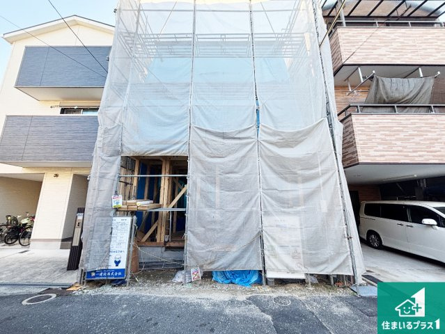 ■寝屋川市仁和寺町　第4期　新築一戸建ての外観|周辺は落ち着いた街並みの住宅地！子育てがしやすい住環境です！まだ未完成ですが、現地でしかわからない事もございます。是非一度ご覧ください。
