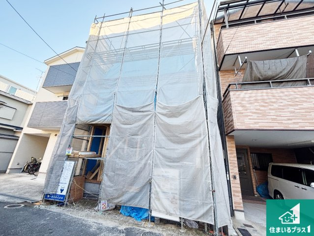 ■寝屋川市仁和寺町　第4期　新築一戸建ての外観|周辺は落ち着いた街並みの住宅地！子育てがしやすい住環境です！まだ未完成ですが、現地でしかわからない事もございます。是非一度ご覧ください。