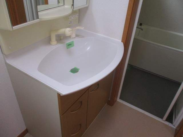 プチフォンテーヌの独立洗面台