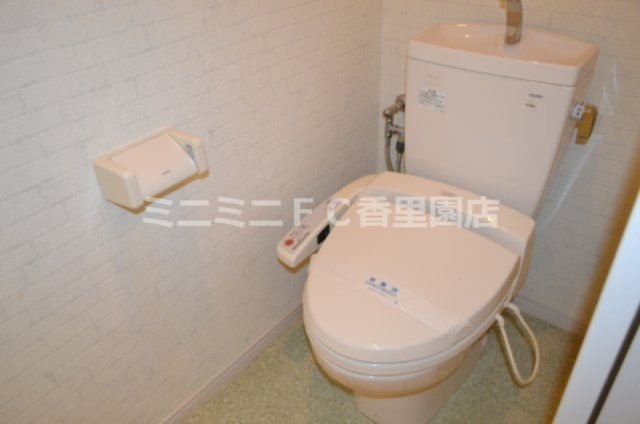 清水谷コーポのトイレ|ウォシュレット付き