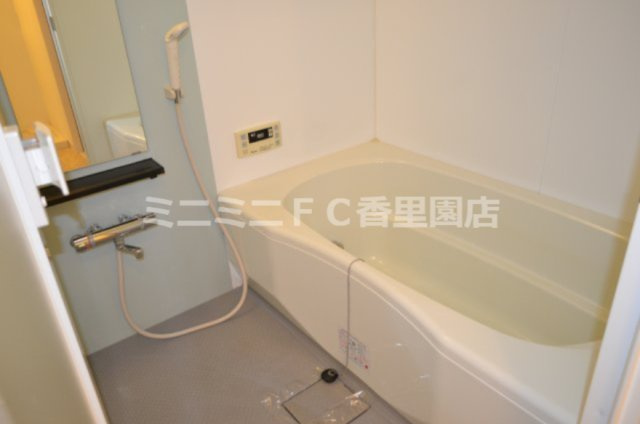 清水谷コーポの浴室|シャワー付きの浴室