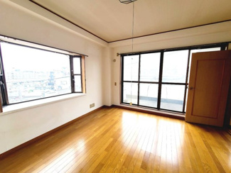 【洋室】 | 板橋区志村1丁目　中古戸建　11990万円 | 3階居室
