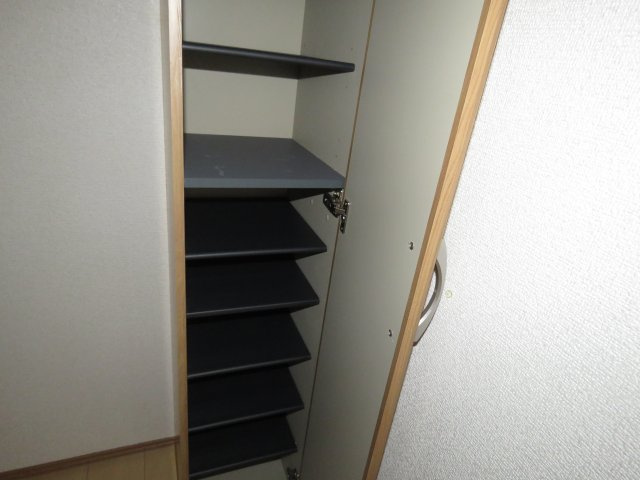 グランデ的場の収納|シューズボックス