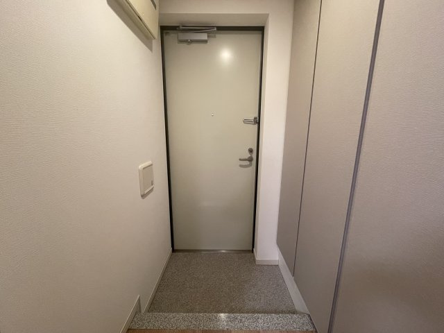 Log銀座東／ログ銀座東の玄関