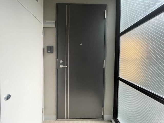 Log銀座東／ログ銀座東の玄関