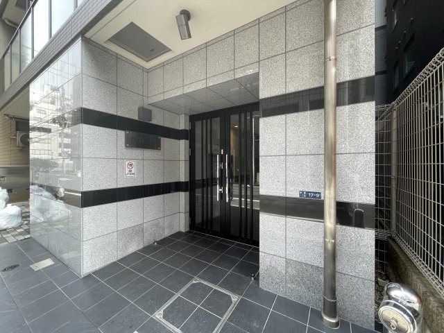 Log銀座東／ログ銀座東のエントランス