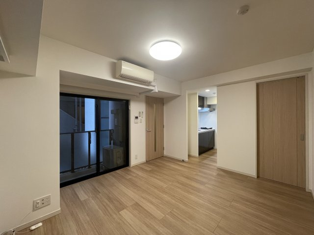 Log銀座東／ログ銀座東の居間・リビング