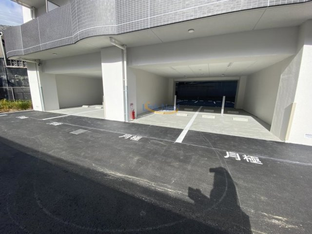 【駐車場】 | セレニテ福島プリエ