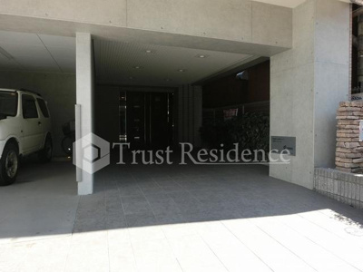 【エントランス】 | グレイス・コート