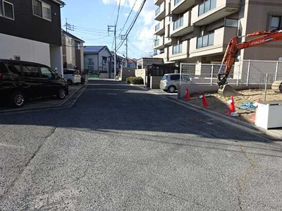 【前面道路含む現地写真】 | 広島市南区向洋新町１丁目 洋光台