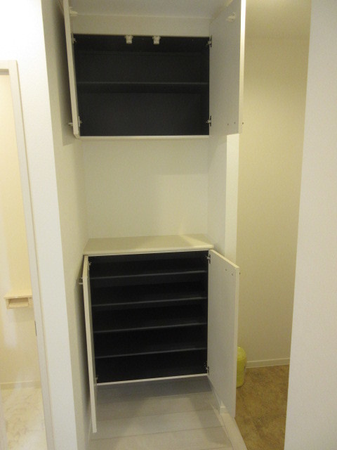 ペニーレイン舎人の玄関|★シューズＢＯＸ★