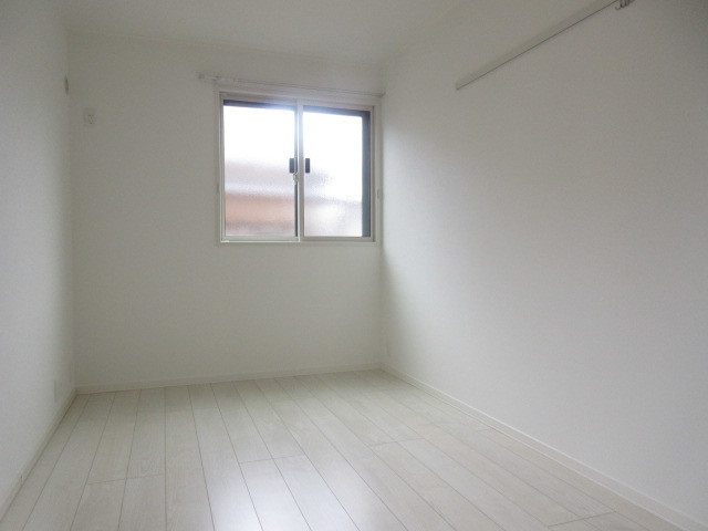 ペニーレイン舎人の寝室|★白を基調とした明るいお部屋★