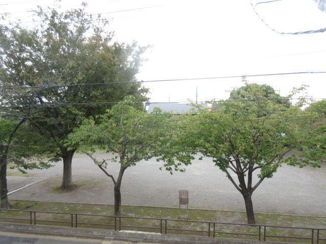 ペニーレイン舎人の展望|★前は公園で日当たり良好★