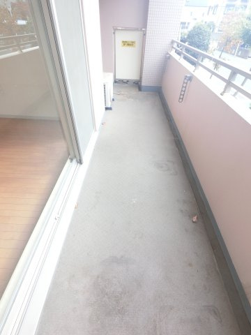 ガーデンアヴェニュー妙典 のバルコニー