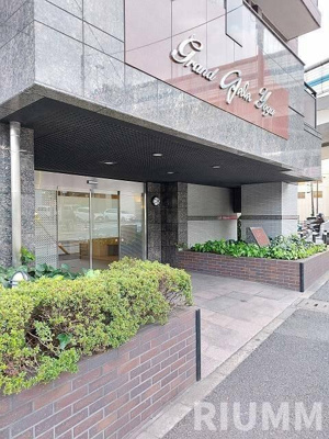 【エントランス】 | グランド・ガーラ用賀