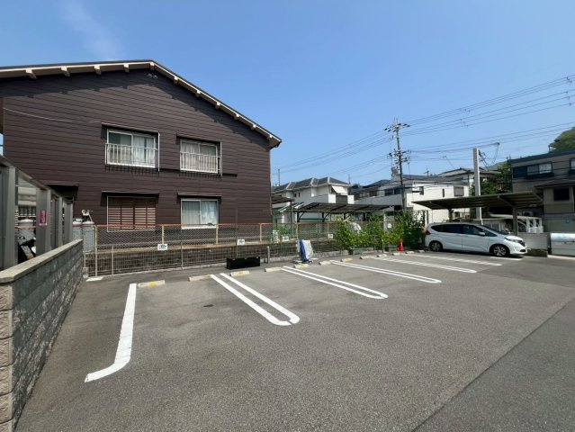 FeliseedPrugnaの駐車場