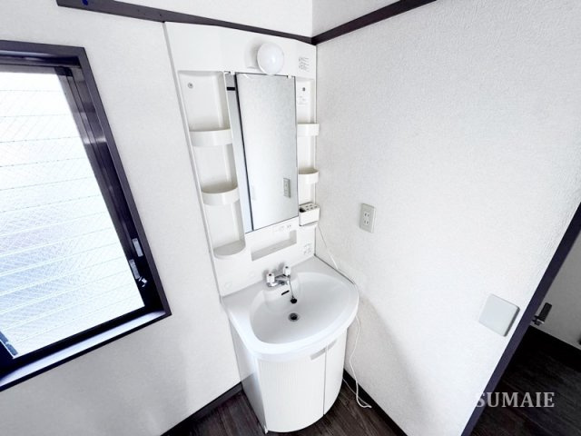 ハイツSDの洗面所|独立洗面台です