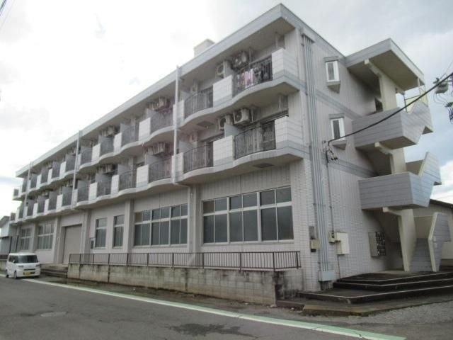長島ビルの外観