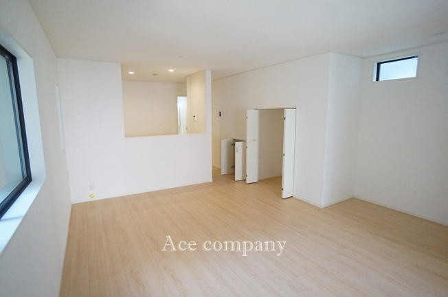 【居間・リビング】 | 生野区田島3丁目　【4号棟/全4区画】 | 【LDK：17.2帖】