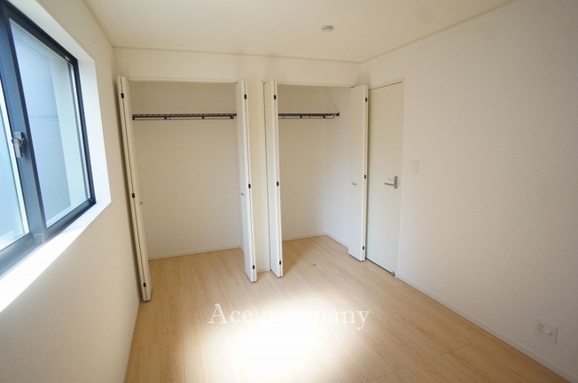 【子供部屋】 | 生野区田島3丁目　【4号棟/全4区画】 | 【3階：洋室6帖】大容量のクローゼット完備です！