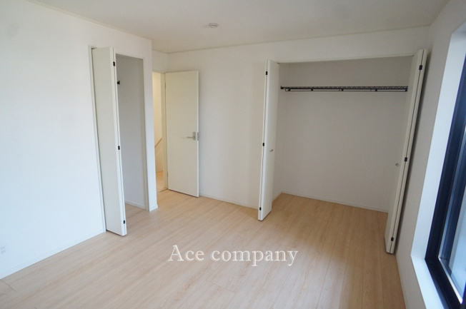 【寝室】 | 生野区田島3丁目　【4号棟/全4区画】 | 【3階：洋室7.2帖】クローゼット完備です♪