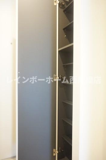 リブリ・桜並木通りの収納