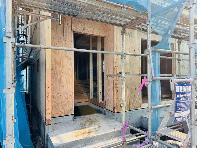 八王子市　弐分方町　新築一戸建て　１０期の玄関|～玄関は安心のWロックキーを採用～