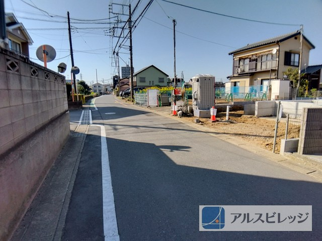 新築/和光市下新倉４丁目の前面道路含む現地写真