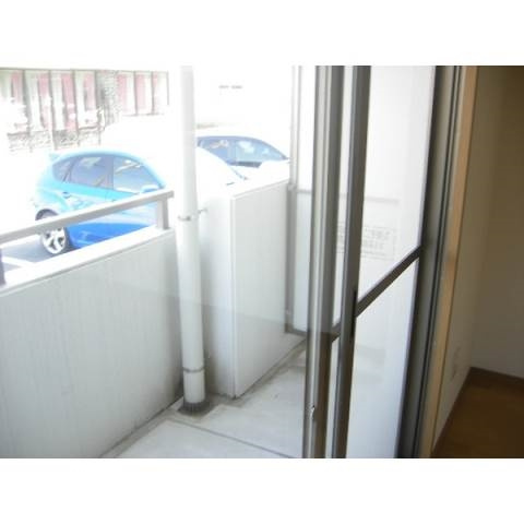 グリーンヒルズ明大寺のバルコニー