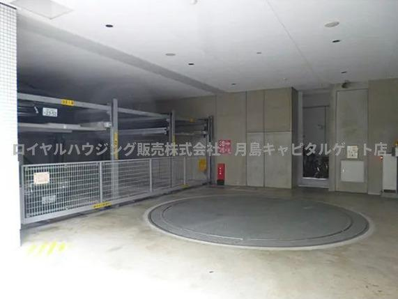 【駐車場】