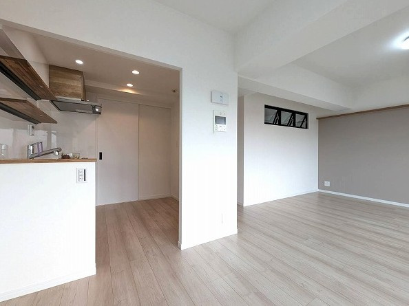 エクレール鴻巣の居間・リビング|※同シリーズ別建物参考写真