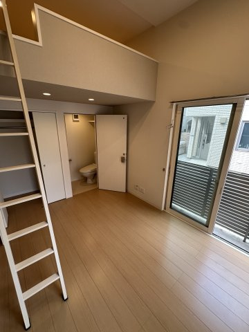 メゾン・イズミの居間・リビング