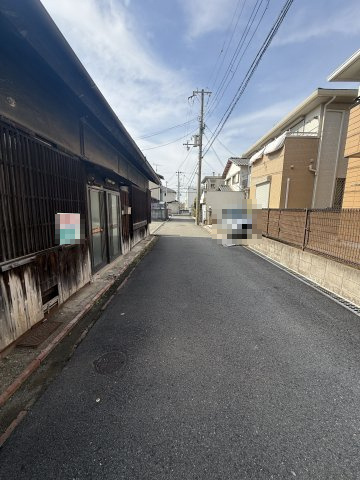 和歌山市西高松2丁目・土地・56969の前面道路含む現地写真