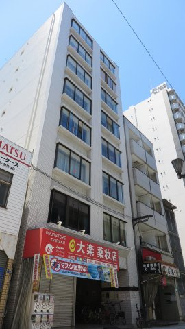 ホワイトハイツの外観