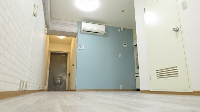 ホワイトハイツの居間・リビング