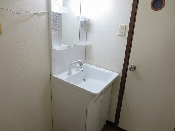 レオパレスⅡの洗面所|※別のお部屋のお写真です※