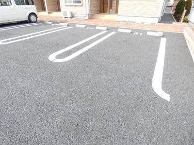【駐車場】 | コリーヌ・アルカンシエルＤ