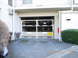 【駐車場】 | 自走式の駐車場がありますので、車必須のかたには、安心です。