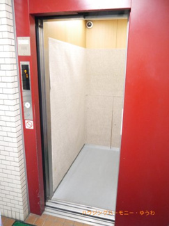 【その他共用部分】 | エレベーター完備のため荷物が多くなっても安心。