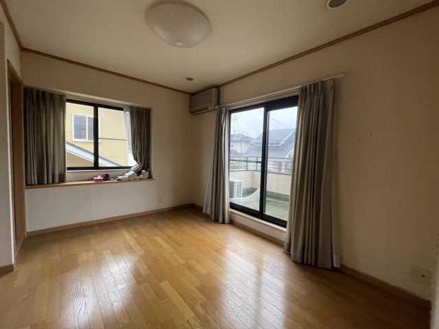 中古住宅・中古戸建　郡山市富久山町南小泉　小泉小学校・明健中学校の洋室