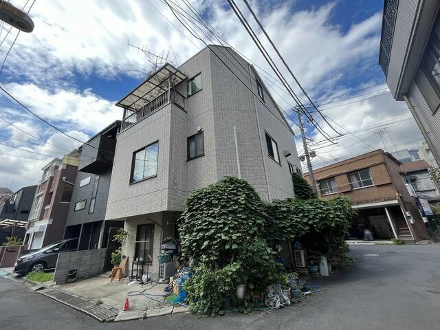 福島ビルの外観