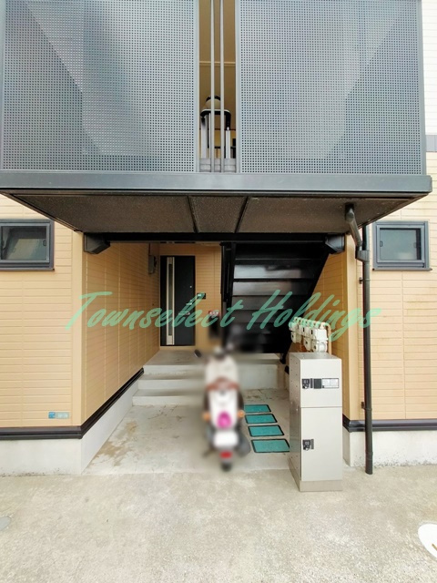 フィオーレ湘南山手　C棟のエントランス|開放的なエントランス♪