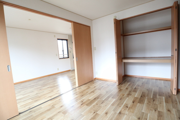 フィオーレ湘南山手　C棟の寝室|広々とした洋室♪