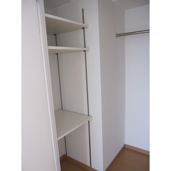 熊本市中央区九品寺４丁目の賃貸マンションの収納