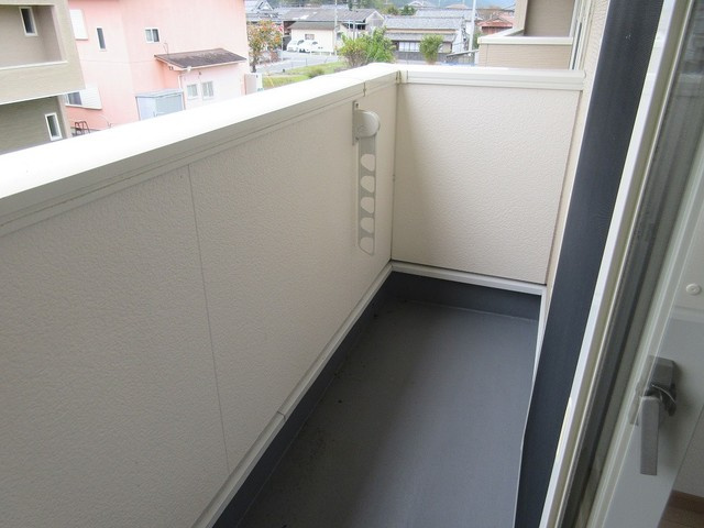 プラシード野中　Ｂのバルコニー