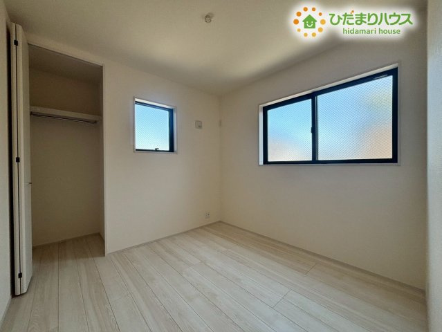 熊谷市箱田　第7　新築一戸建て　リーブルガーデン　01の収納