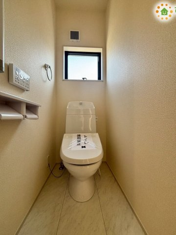 熊谷市箱田　第7　新築一戸建て　リーブルガーデン　01のトイレ