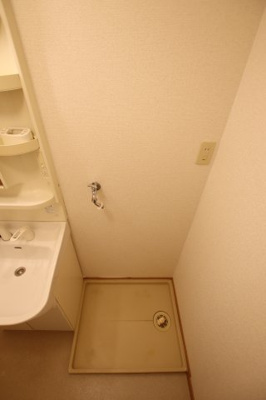 【設備】 | サン・ウエストⅡ | 室内洗濯機置き場