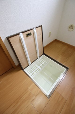 【収納】 | サン・ウエストⅡ | 床下収納