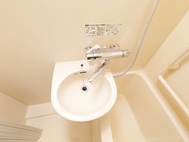 サンセゾンⅠの浴室|洗面台です☆